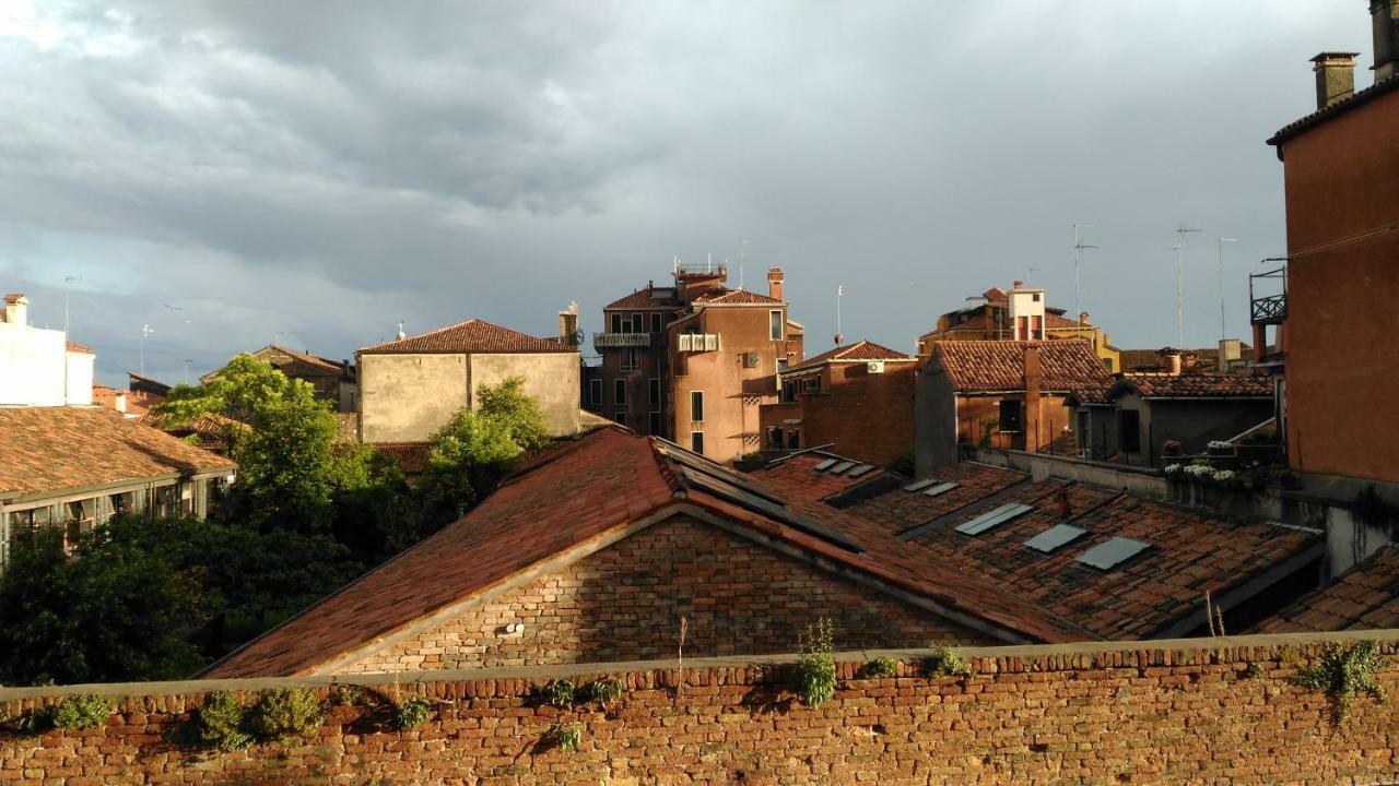 Bed and Breakfast Dorsoduro461 Venedig Exterior foto