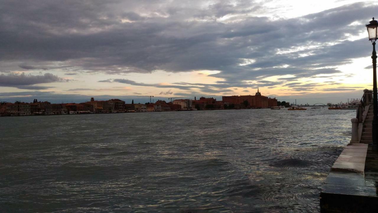 Bed and Breakfast Dorsoduro461 Venedig Exterior foto