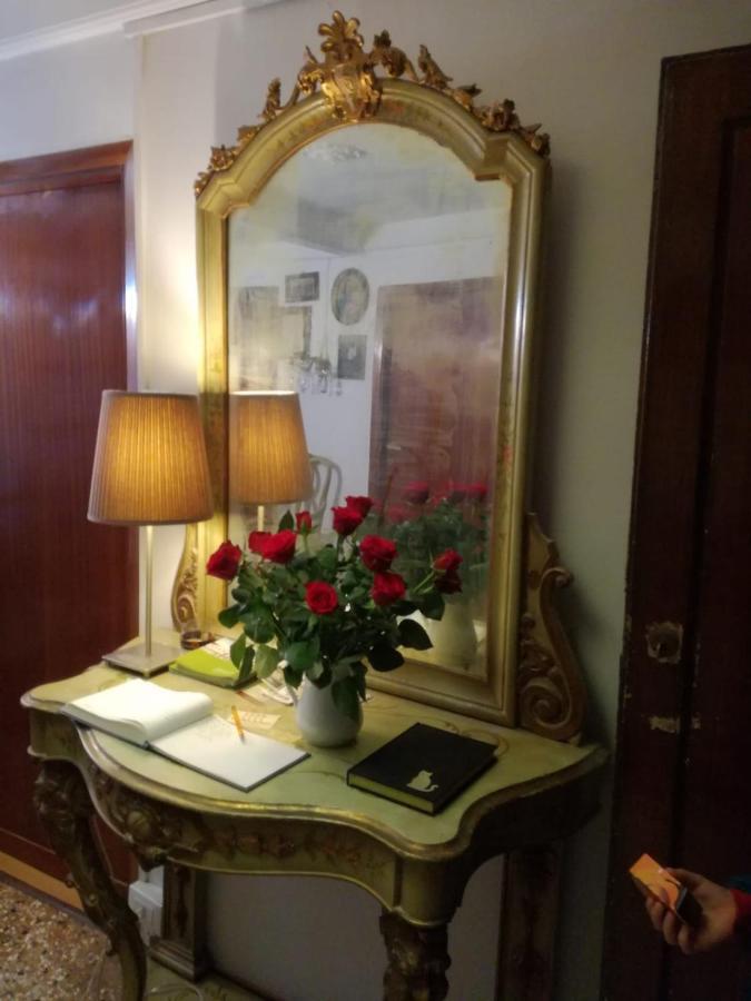 Bed and Breakfast Dorsoduro461 Venedig Exterior foto